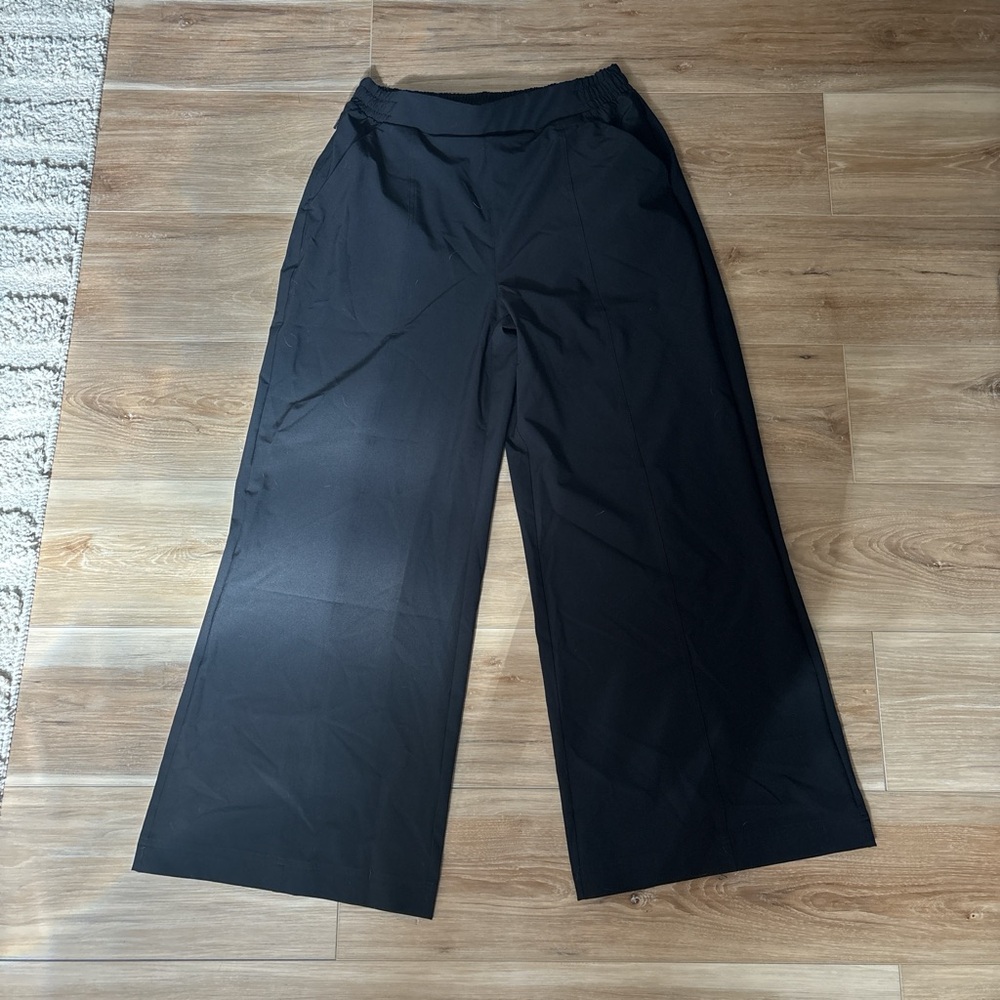 Fabletics Classic Black Wide-Leg Pants